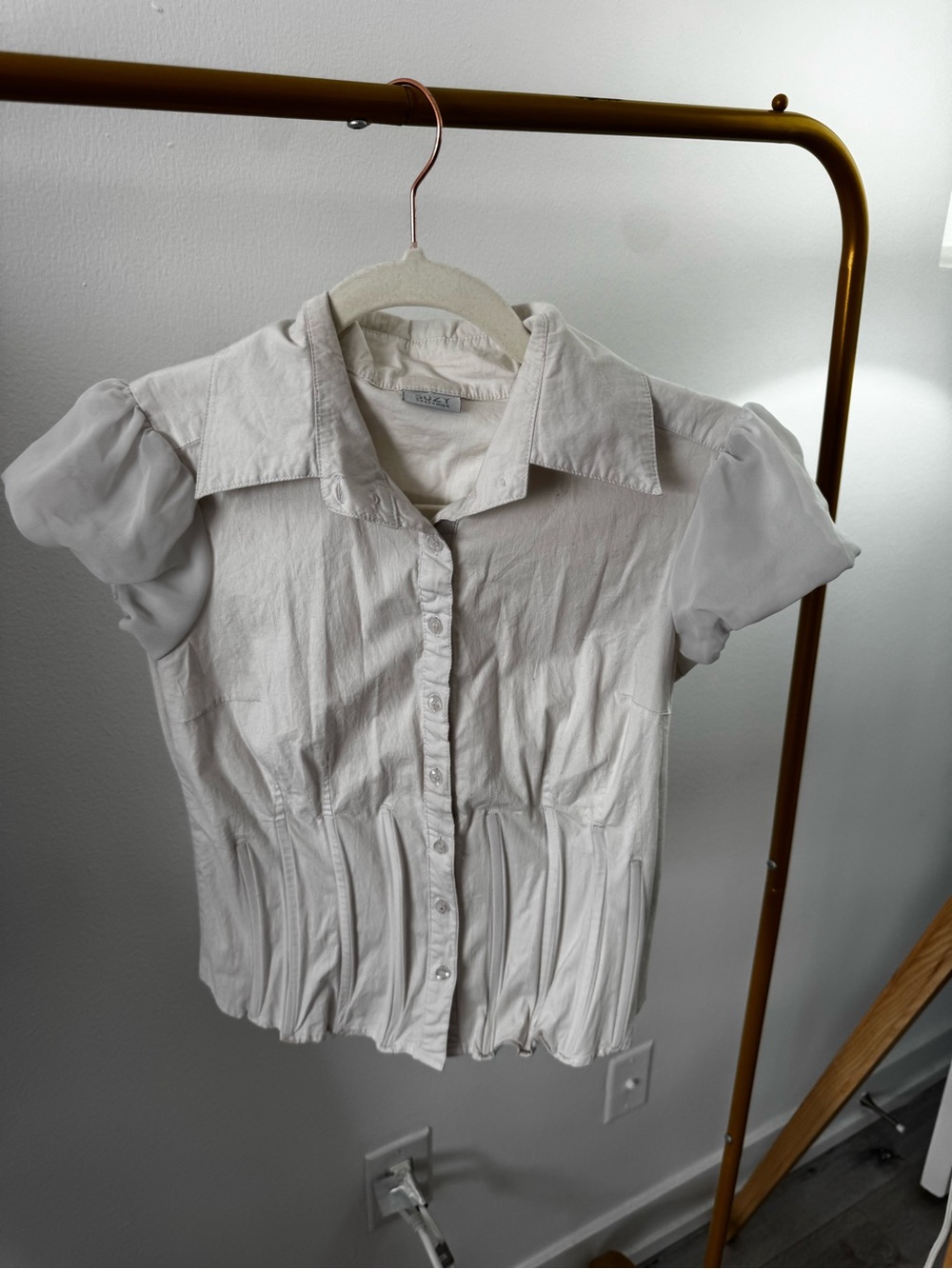 Suzy Shier Cream Puff-Sleeve Button-Front Blouse